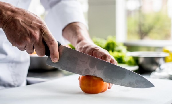 Evde bıçak nasıl bilenir? Evde bıçak bileme nasıl yapılır? Evde jilet gibi bıçak bileme yöntemleri!